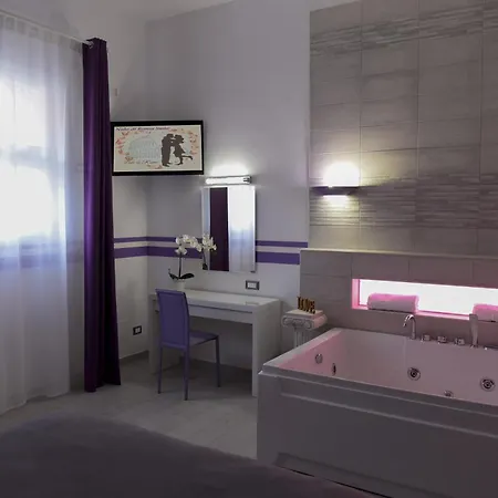 Διαμέρισμα Nido Di Suite, Jacuzzi King Size, Metro C *