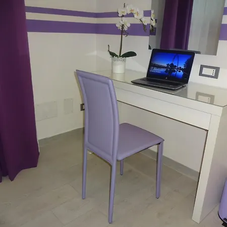Nido Di Suite, Jacuzzi King Size, Metro C Διαμέρισμα