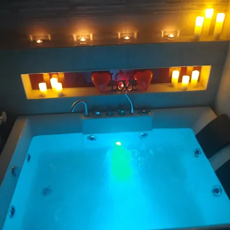Nido Di Suite, Jacuzzi King Size, Metro C Ρώμη
